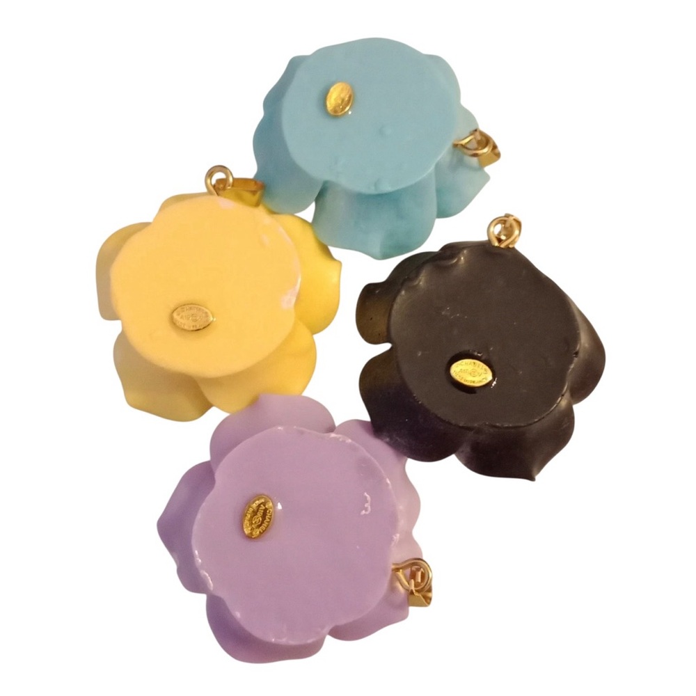 Chanel Flower Charm - Available in 4 Colors - Picture 3 of 3